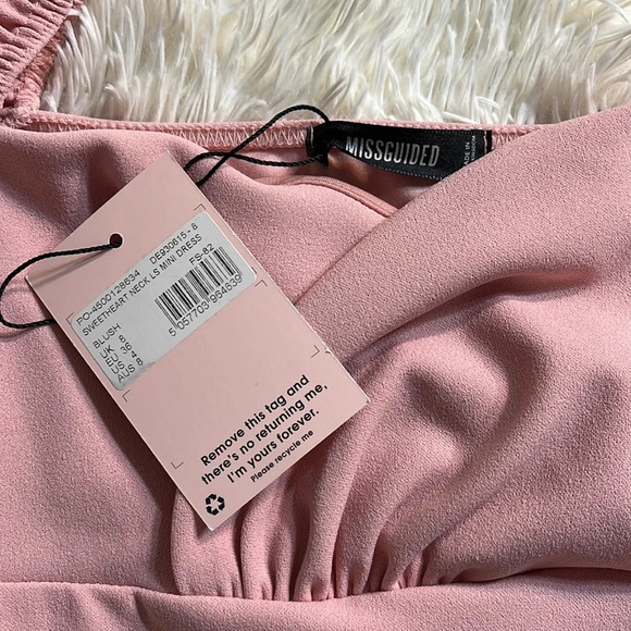 NWT MISSGUIDED Blush Sweetheart Neck Long Sleeve Mini Dress - Picture 3 of 3